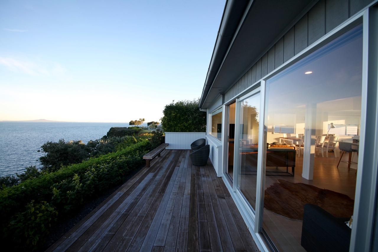 Luxury House With Clifftop Seaview Whangaparaoa Extérieur photo